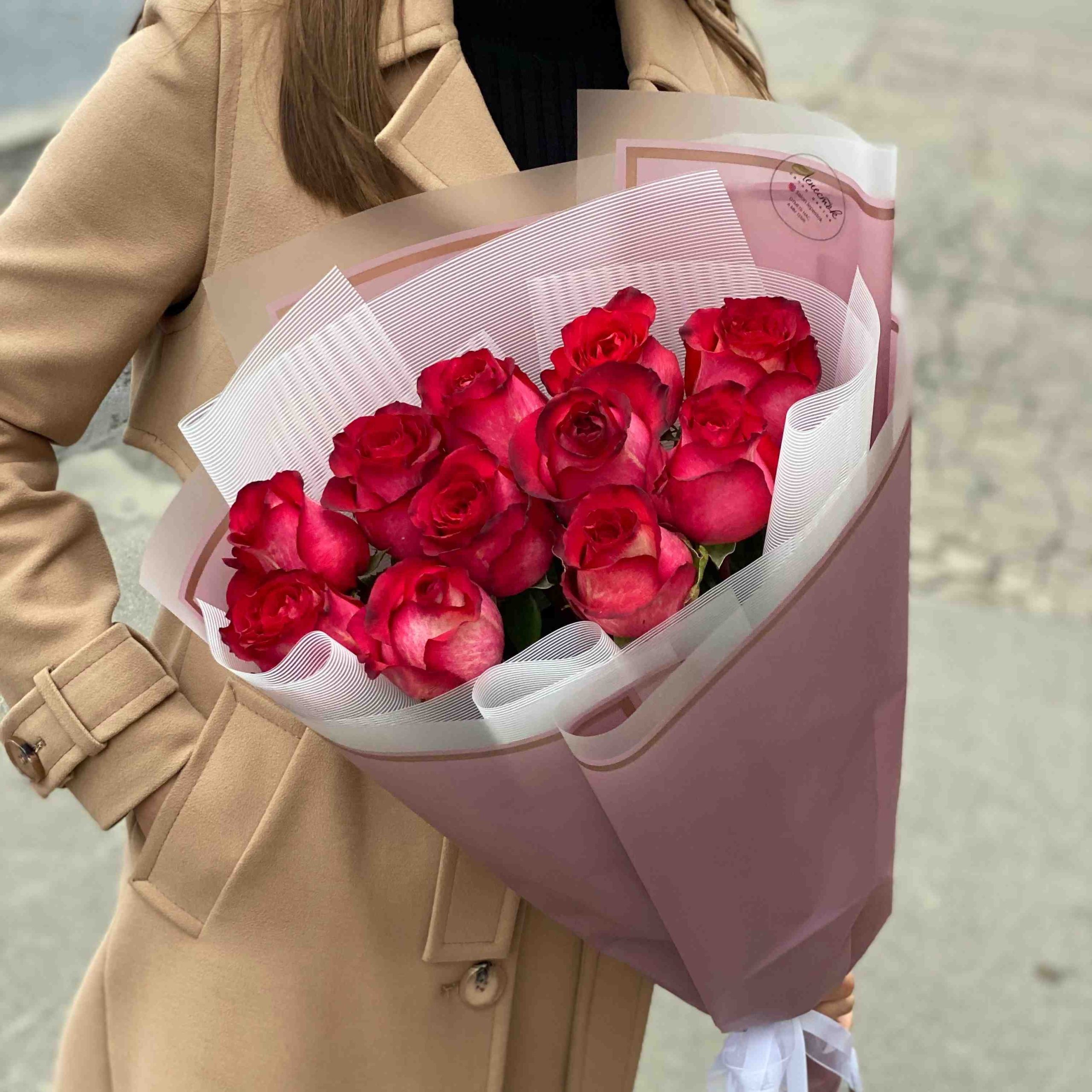 Букет из 11 роз Iguazu